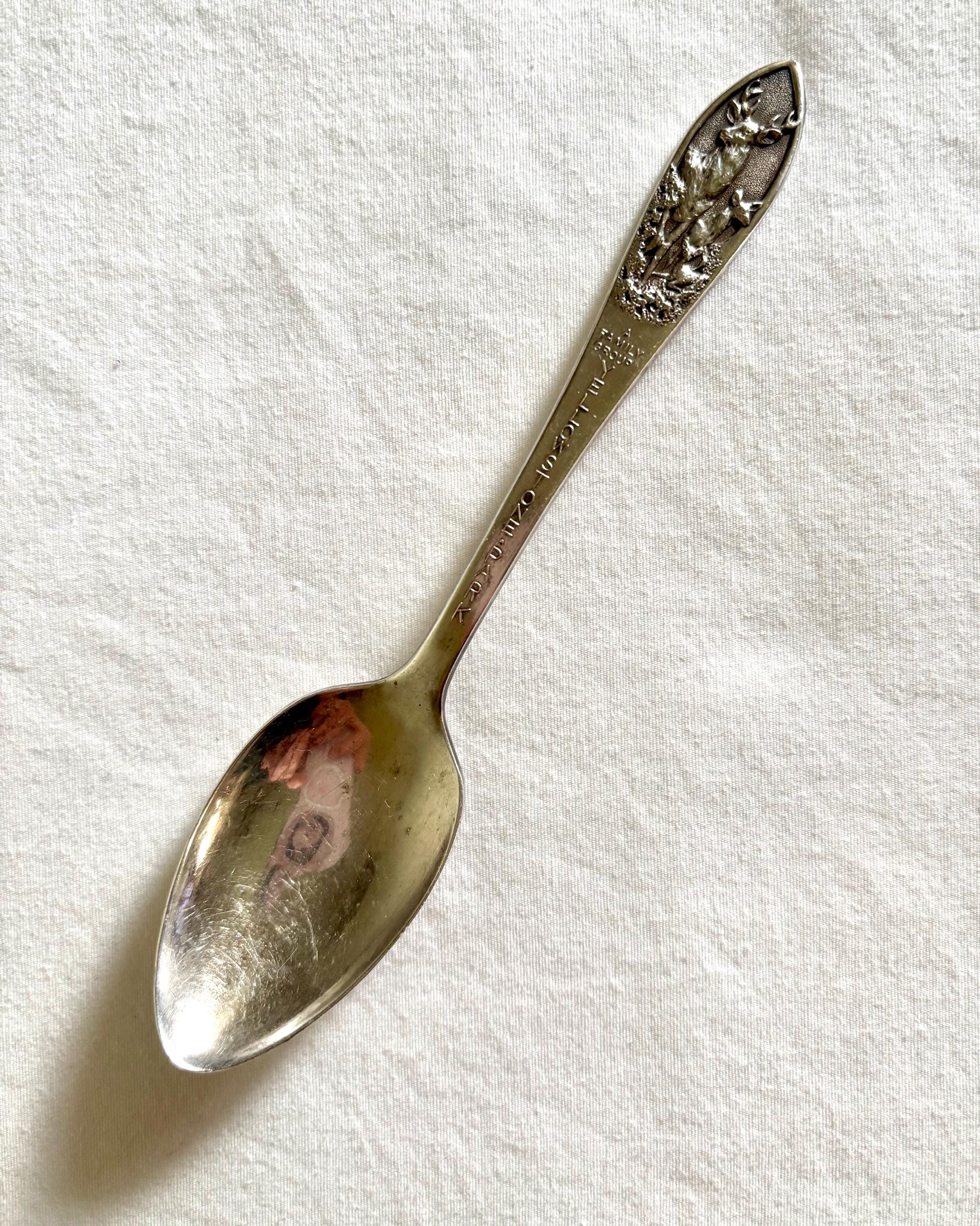 Vintage Yellowstone Souvenir Spoon, Deer Family Pearl Silverplate