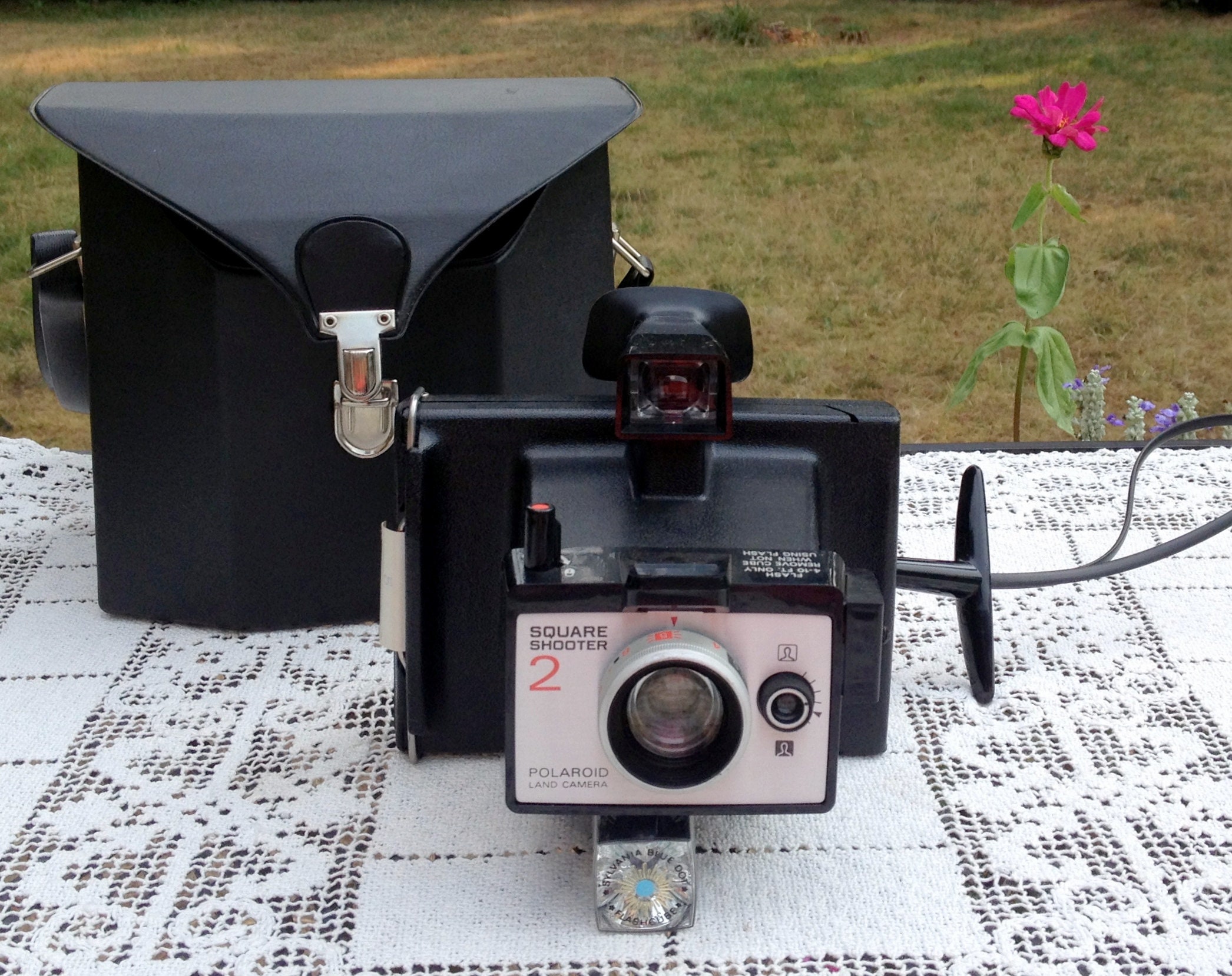 square shooter 2 polaroid land camera worth