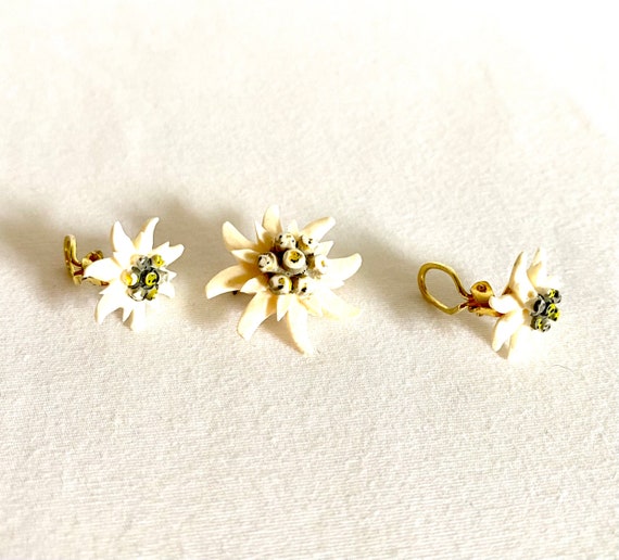 Celluloid Flower Brooch & Earrings/Vintage Flower… - image 5