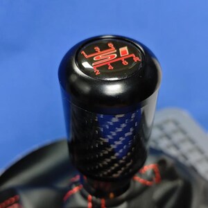 Schwarzer, gewichteter Schaltknauf aus Kohlefaser für 5-/6-Gang-Schaltgetriebe (SI) für Honda Civic MK8, MK9, MK10, MK11, MKX und Accord