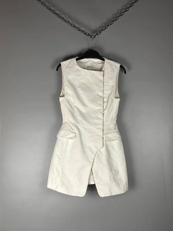 Dries Van Noten, Dries Van Noten White Sleeveless Asymmetric Textured Dress Vest Jacket Size 36 Small Vintage