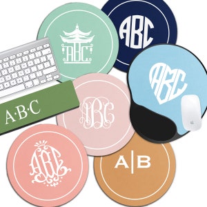Monogrammed Mouse Pad, Personalized Wrist Cushion Pad, Monogram Initial Gel Mouse Pad, Large Mouse Pad, Classy Preppy Desk Decor