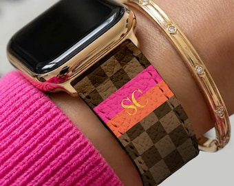 Personalized Apple Watch Band, Custom Strap, Smart Watch, 38, 40, 41, 42, 44, 45, 49, 3 4 5 6 7 8 9 10 SE, Letter, Initials, Brown Checker