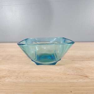 Hazel Atlas Glass Blue Colony Capri Bowl
