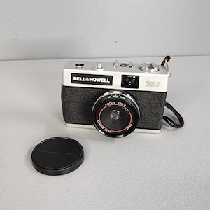 Bell and Howell 35J Camera