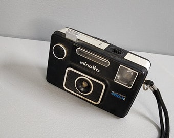 Vintage Minolta Autopak 400 X Camera