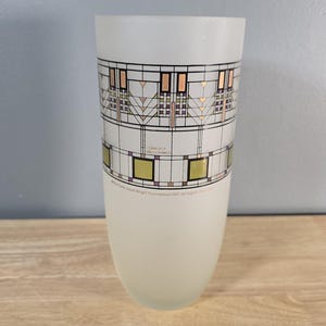 Frank Lloyd Wright Vase - Etsy