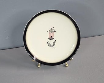 Stetson STT73 Pink Fuchsia Flowers 6.25" Plate