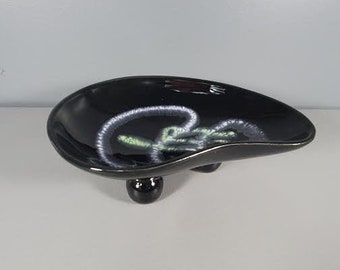 Black Pottery Art Dish