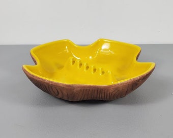 USA Pottery 7005 Ashtray