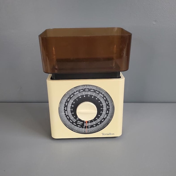 Vintage Terraillon Kitchen Scale