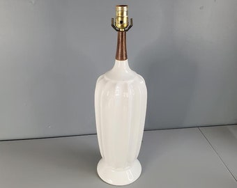 Retro White Ceramic Table Lamp