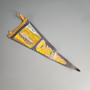 Vintage Cave of the Winds Colo. Souvenir Felt Pennant Flag