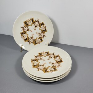 One Royal China Dinner Plate