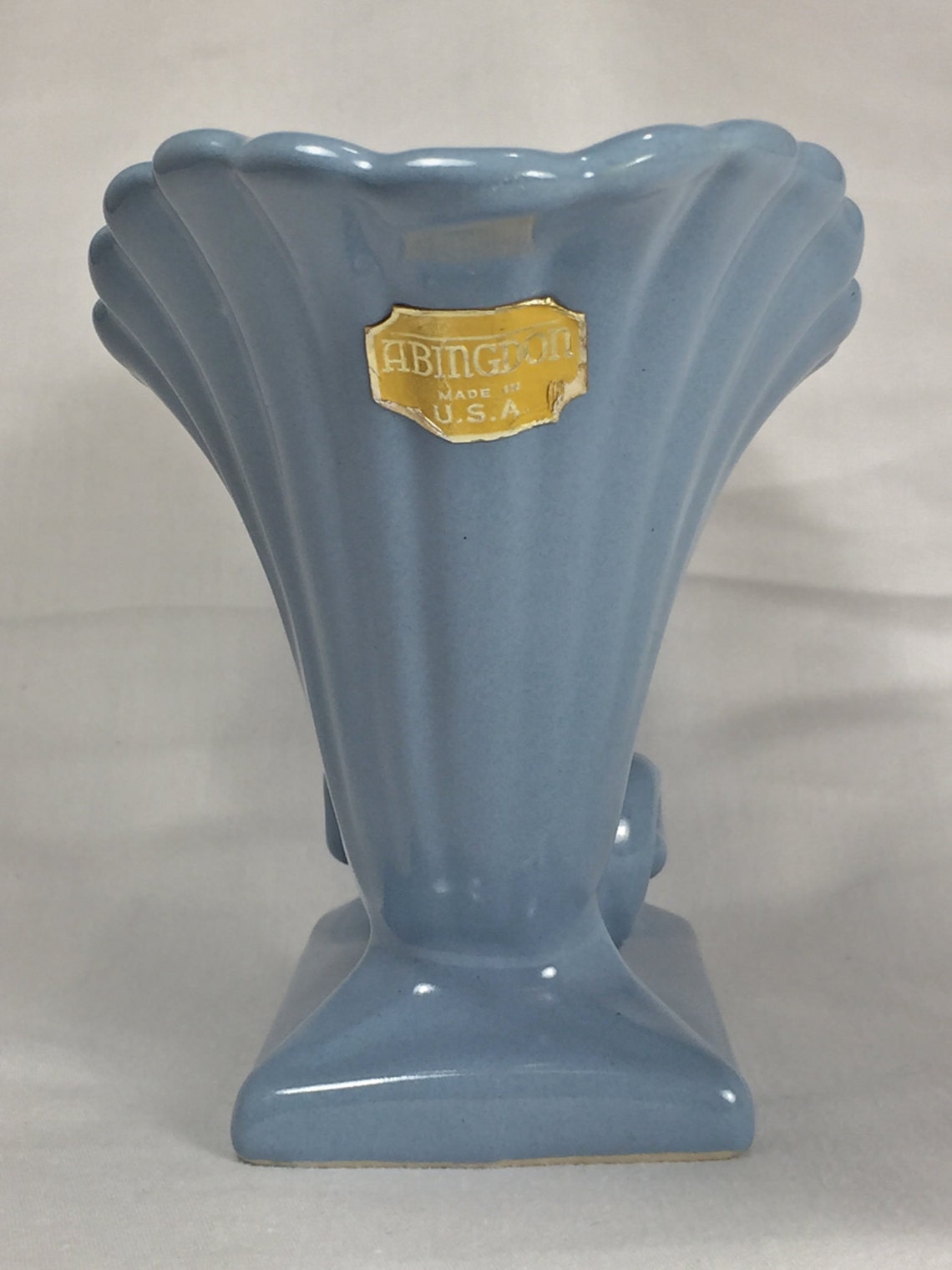 Abingdon Pottery Powder Blue 1940s Vase Cottage Bedroom Decor Etsy