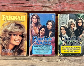 Books Charlie’s Angels Mystery Thriller Farah Fawcett Biography Kate Jackson Jaclyn Smith Topps Bubble Gum O-Pee-Chee Thriller TV Tie In Hot