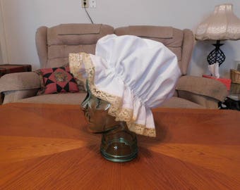 White cotton mop cap with yellow lace trim, Amish kapp, night cap, Victorian hat, head covering, prayer cap, cotton hat, pioneer bonnet