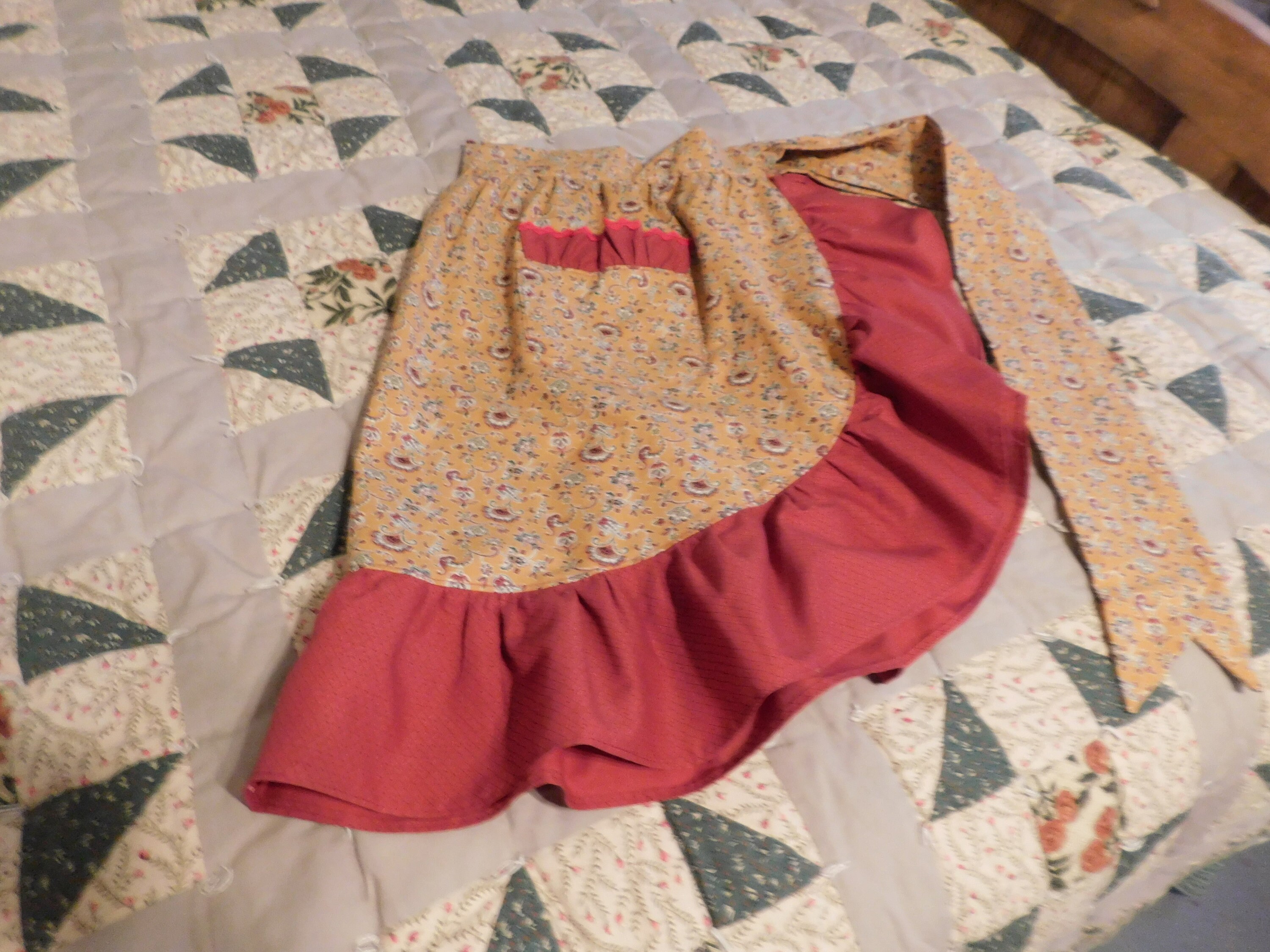 Vintage half apron gold apron red apron woman's apron Etsy 日本