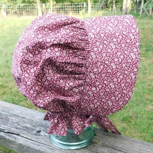 Burgundy print bonnet, Mennonite bonnet, summer hat, garden hat, Amish bonnet, pioneer bonnet, LDS trek, Pioneer trek, prairie bonnet