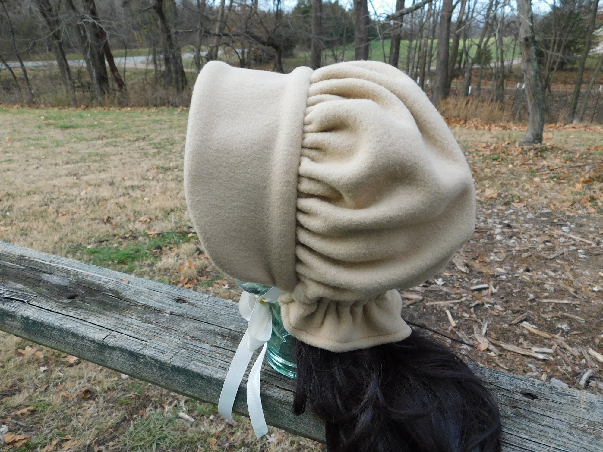 White Pioneer Women's Bonnet Hat Wide Brim Adult Prairie Costume Accessory  Amish