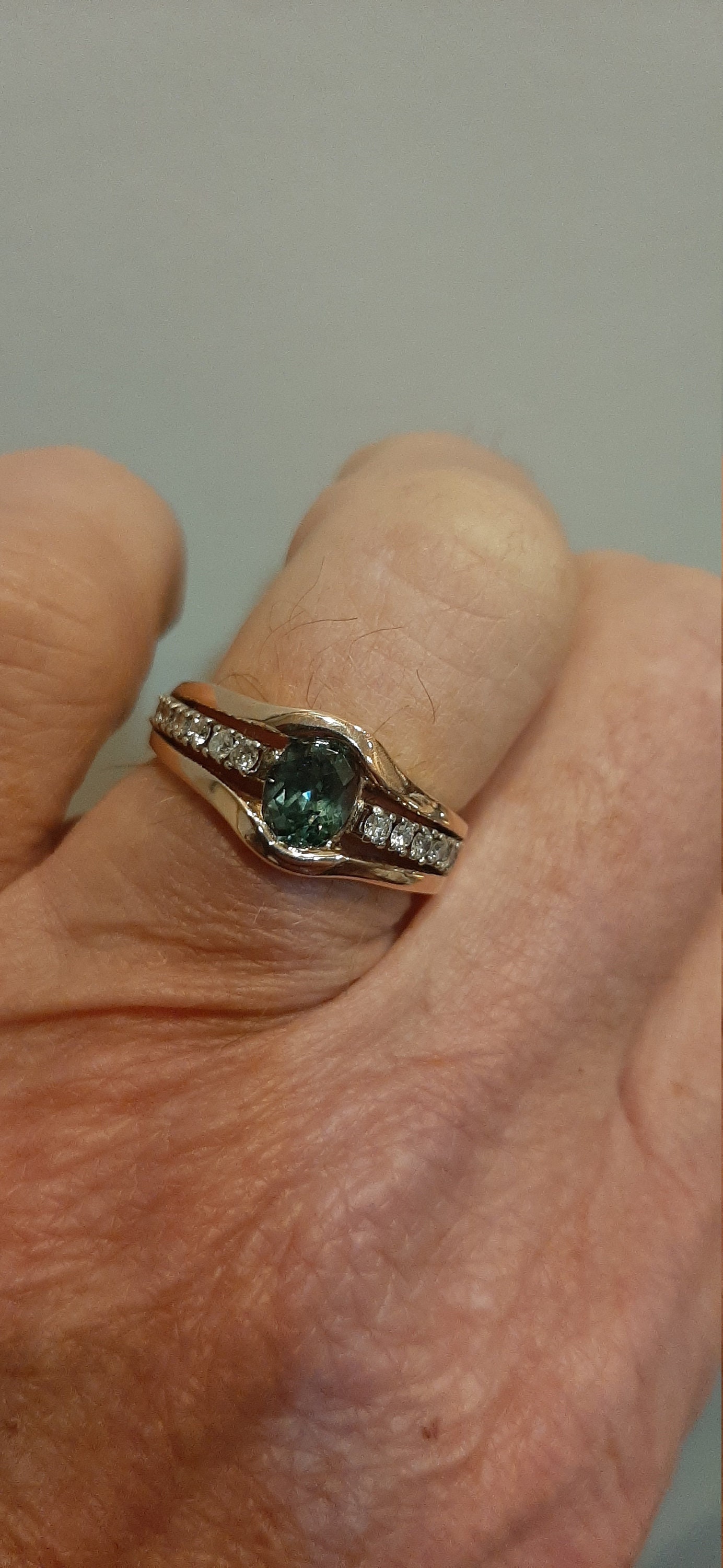 Montara sapphire rose gold band