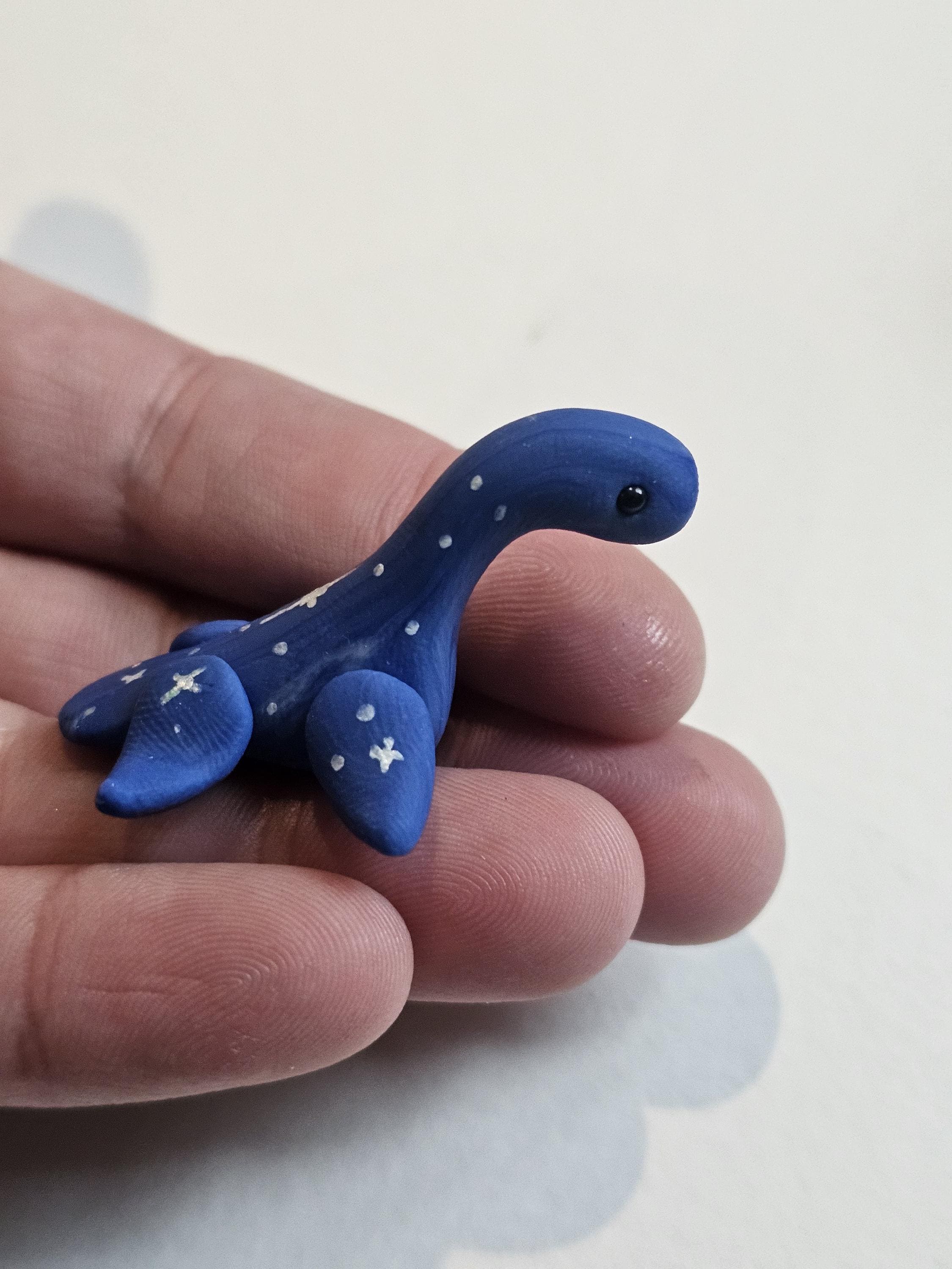 ネス湖の怪獣ネッシーのオブジェ(陶器) ソフビトイボックス014