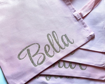 Bridesmaid Gift Bag, Personalized Tote Bags, Custom Canvas Tote, Name Tote Bags, Wedding Tote Bag, Bridesmaid tote bag, Custom Canvas Tote