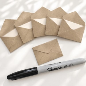 Mini sobres Kraft con tarjetas de notas: Notas para el Hada de los Dientes, mini notas, notas para la lonchera imagen 3