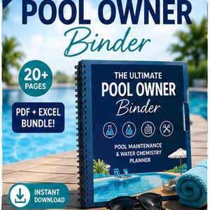 Op de afbeelding: Een spiraalgebonden planner voor zwembadonderhoud en waterchemie genaamd The Ultimate Pool Owner Binder. De omslag bevat een zwembadafbeelding, vier iconen en tekst die 20+ pagina's, een PDF- en Excel-bundel en directe download aangeeft.