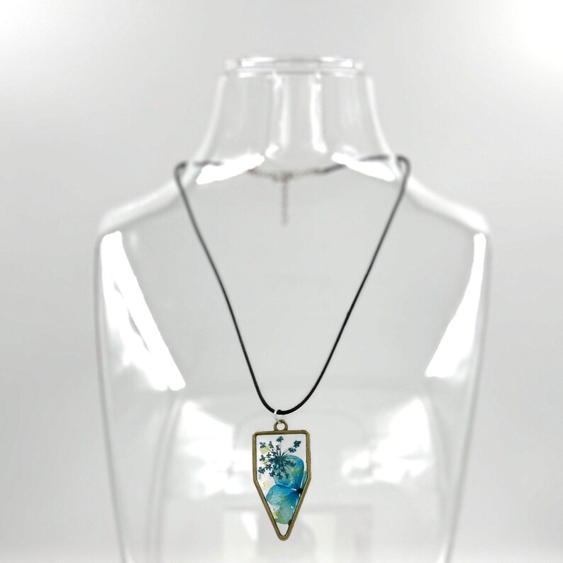 Pressed Blue Flower Pendant Necklace, Shield Shape Resin Botanical Pendant, Brass Tone Nature Jewelry image 3
