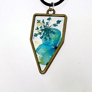 Pressed Blue Flower Pendant Necklace, Shield Shape Resin Botanical Pendant, Brass Tone Nature Jewelry image 2