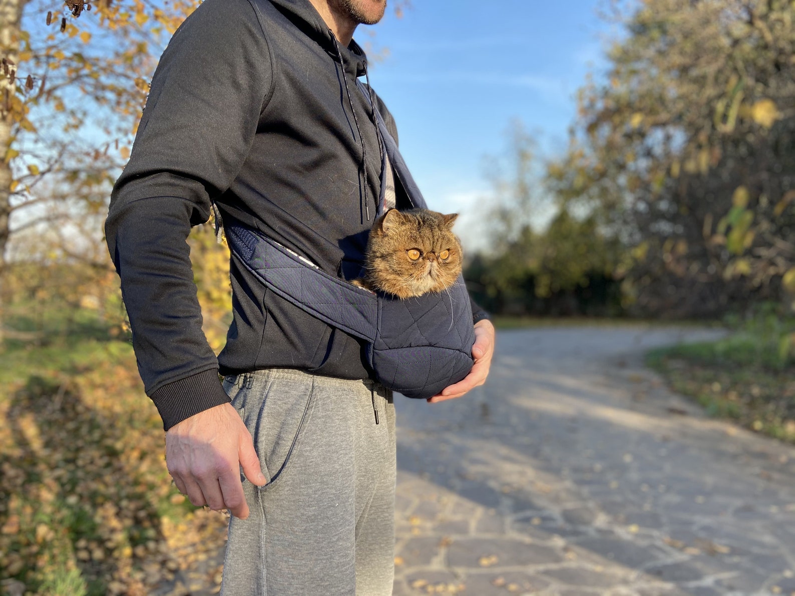 Cat sling carrier in blue quilted cotton. Styled in Italy. Etsy