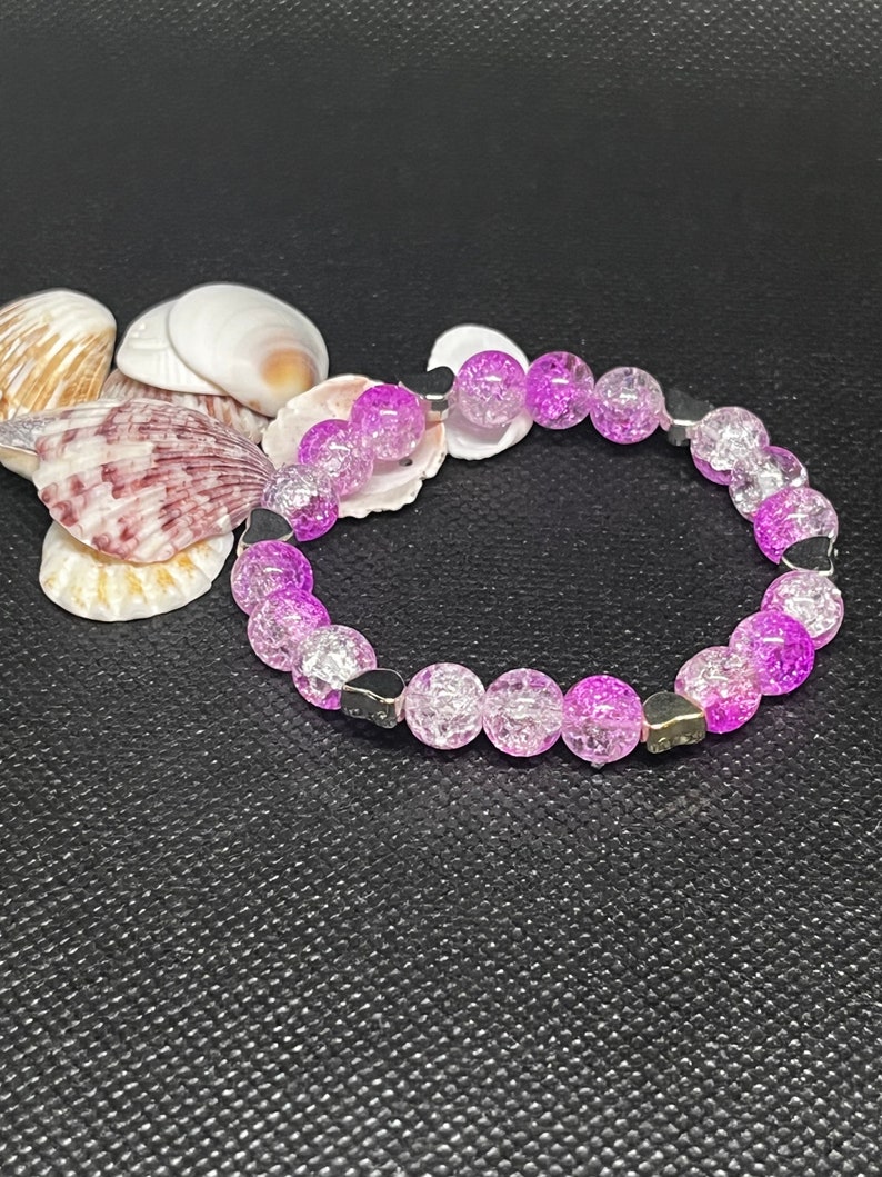 Crackled quartz Beaded Bracelet 6.5 beautiful pink and clear crackled quartz beads with heart spacers. Stackable bracelet. image 3