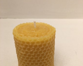 qty of 3    2''x3'' honeycomb 100% pure Beeswax solid candle