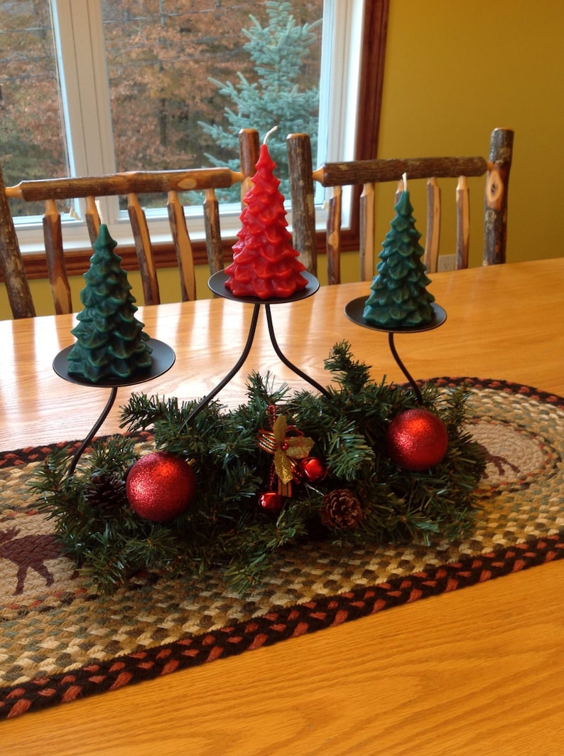 Eika Premium Christmas Tree Candles - Set Of 100 Traditional Christmas Wax Candles For Pyramids, Carousels & Chimes - Made In Europe - Solid Colored