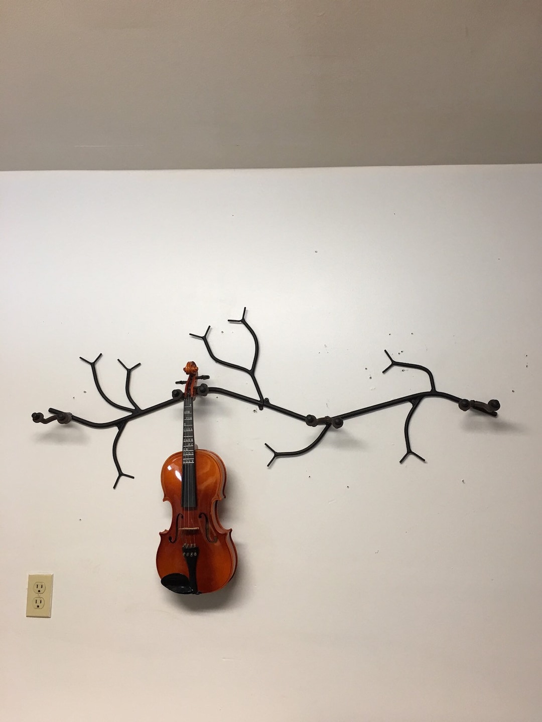 Instrument rack Branch Violin holder with 4 bow pegs, holds 4 instruments and bows