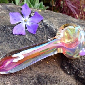 Tropical Wisteria Color Changing Handblown Glass Pipe.