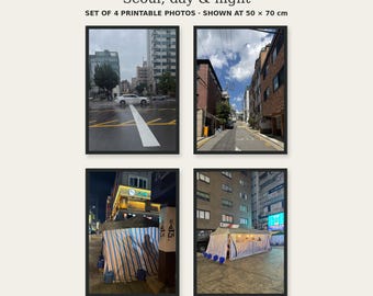 Puede incluir: Un conjunto de cuatro fotos imprimibles titulado Seoul, day & night, mostrado en 50 x 70 cm. La colección presenta dos escenas callejeras diurnas en Seúl y dos imágenes nocturnas de puestos de comida con lonas a rayas azules y blancas.
