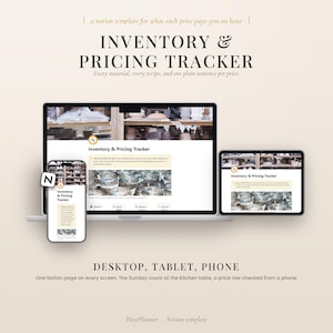 Op de afbeelding: Een Notion-sjabloon voor voorraad- en prijsbeheer weergegeven op een laptop, tablet en smartphone. Het scherm toont tekst zoals Inventory & Pricing Tracker, met afbeeldingen van potten en planken op een crèmekleurige achtergrond.