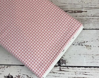 Sorbets Gingham en rosa de QT Fabrics, se vende en incrementos de 1/2 yarda, tela cortada a medida