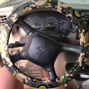 Huk Fishing Storm Steering Wheel Cover, Camo Auto Truck Car 