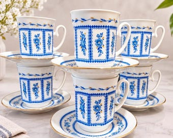Seltenes Lomonossow-Porzellan-Kaffeeservice für 6 Personen, Polina-Blaufeld-Muster, Kristallform (2002-2006)