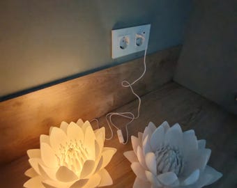 Lampe Lotus Zen Blanc Chaud – Veilleuse Fleur de Lotus LED Imprimée en 3D – Lampe de Chevet Déco Chambre – Cadeau Méditation Fait Main.