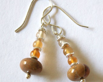 Boucles d'oreilles faites main en jaspe forestier, cornaline et argent sterling