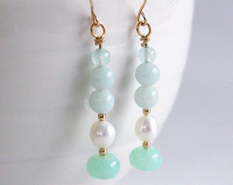 Boucles d'oreilles calcédoine turquoise / amazonite / perle / or rempli d'or 14 carats / pierre précieuse véritable / goutte de 5 cm / fait main E-13