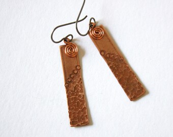 Boucles d'oreilles pendantes 2 pouces en cuivre / fils d'oreille hypoallergéniques en niobium / fait main / E-253