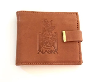 Vintage Men's Bi-Fold Leather Wallet Embossed Alaska Totem Pole