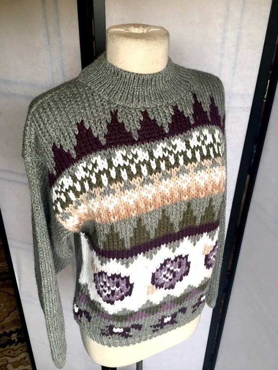 Vintage Hand Knit Sweater Gray Cottagecore Style S