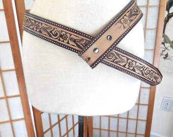 Vintage 80s Leather Belt Hand Tooled Floral Western Belt