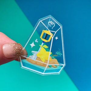 Kingdom Hearts - Clear Acrylic Pin